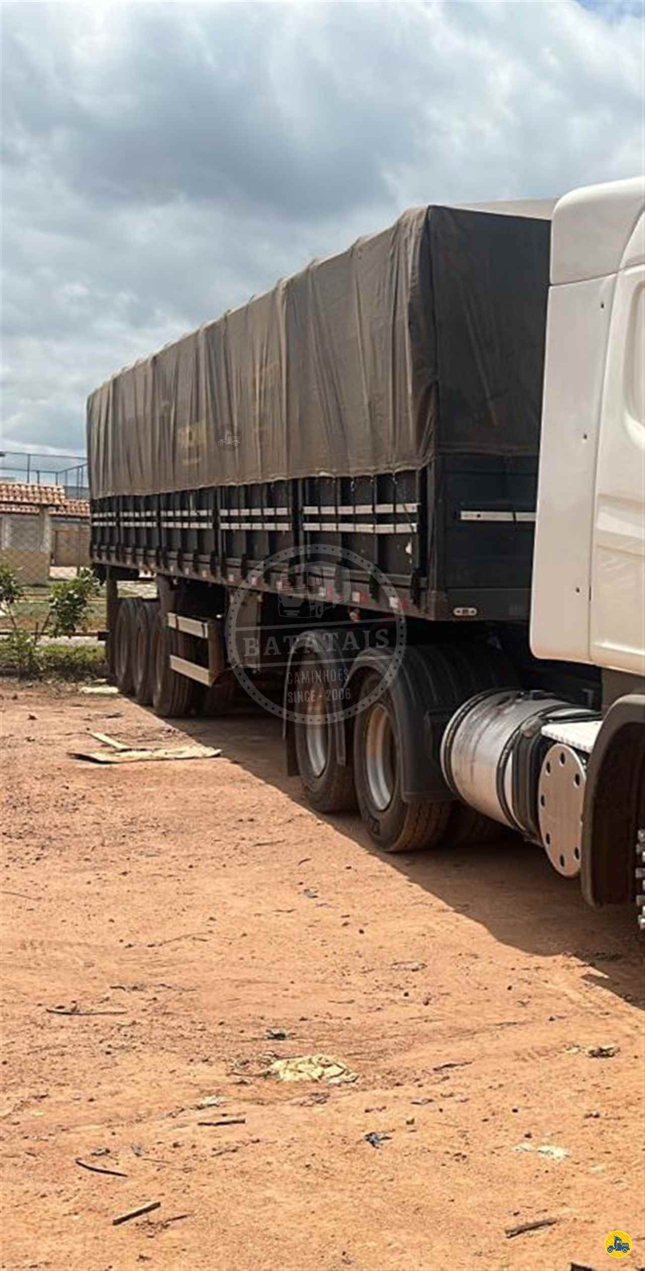 CARRETA SEMI-REBOQUE GRANELEIRO Batatais Caminhões BATATAIS SÃO PAULO SP